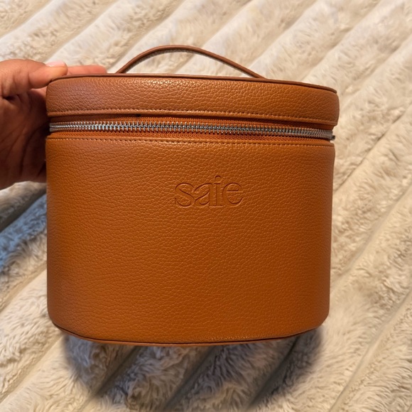 Saie Other - Saie Leatherette Travel Cosmetic Case in Tan